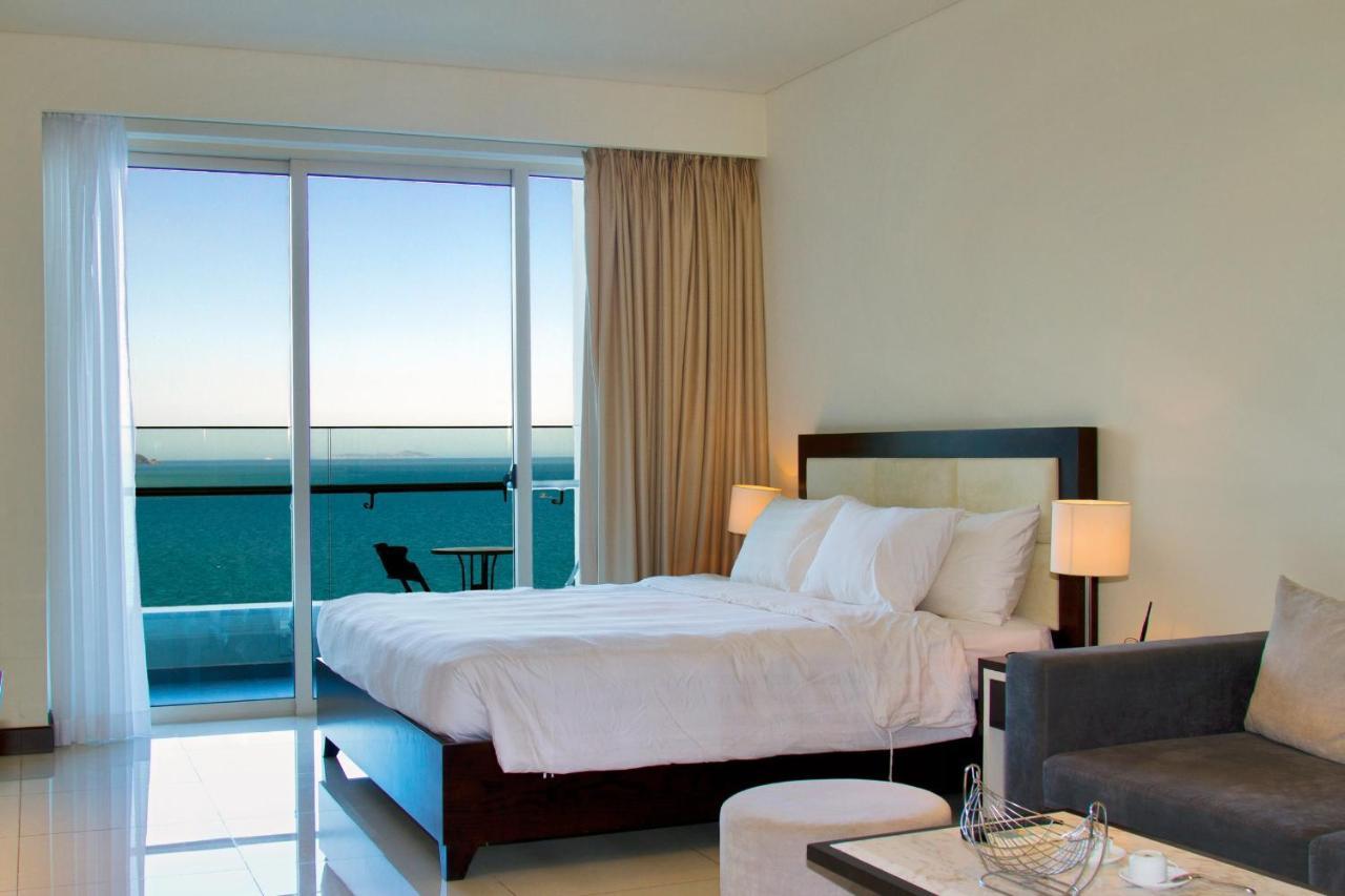 Neo Century Sea View Nha Trang Aparthotel Exterior foto